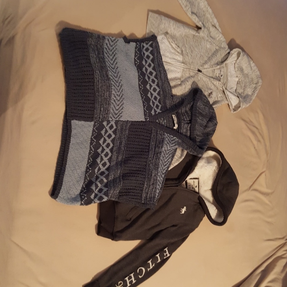 *SOLD*Girls 2 hooded Sweatshirt & 1 Sweater Bundle