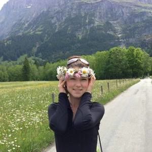 Meet your Posher, Alisa