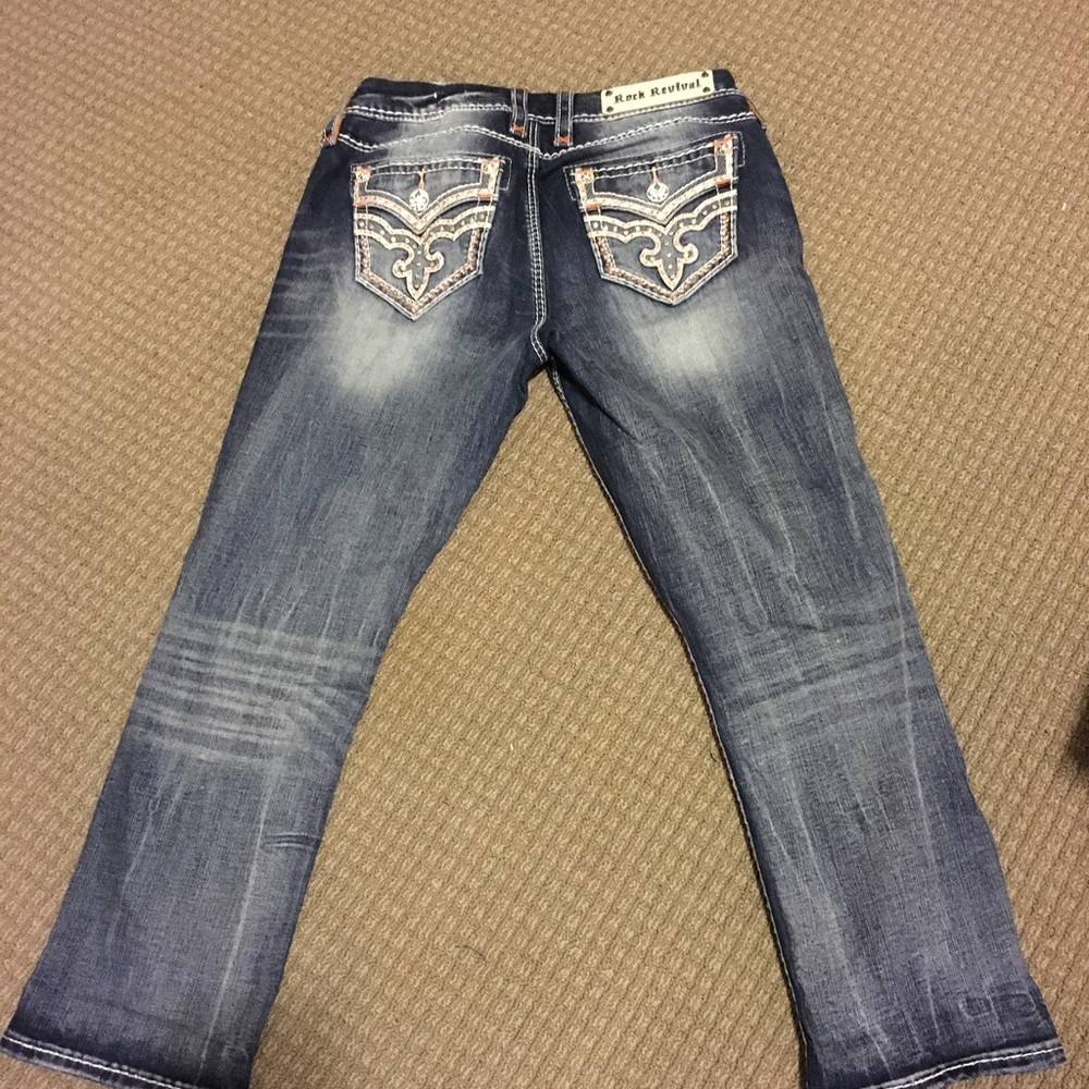 Rock Revival Crop
