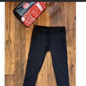 Lulu lemon crop pants