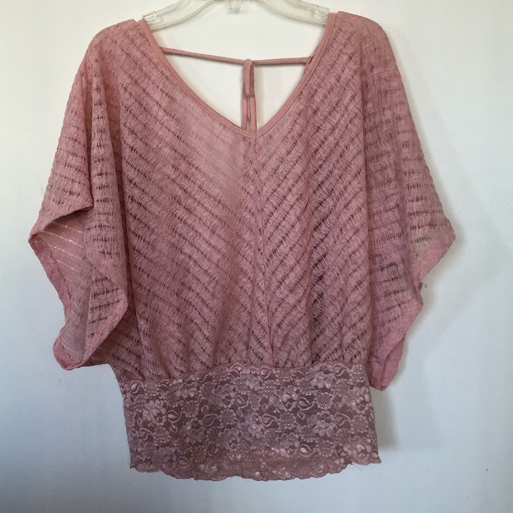 Lace pink top
