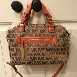 Super beautiful Michael Kors tote