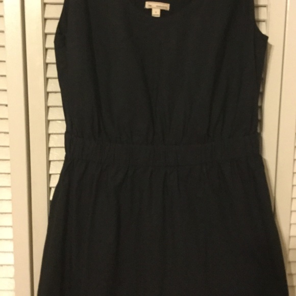GAP Sleeveless Dress w/Pockets - Picture 2 of 4