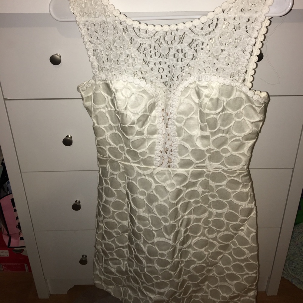 Lilly Pulitzer white floral lace dress