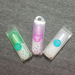 3 Pill Shaped Lip balms chapstick Vitamin E Juicy