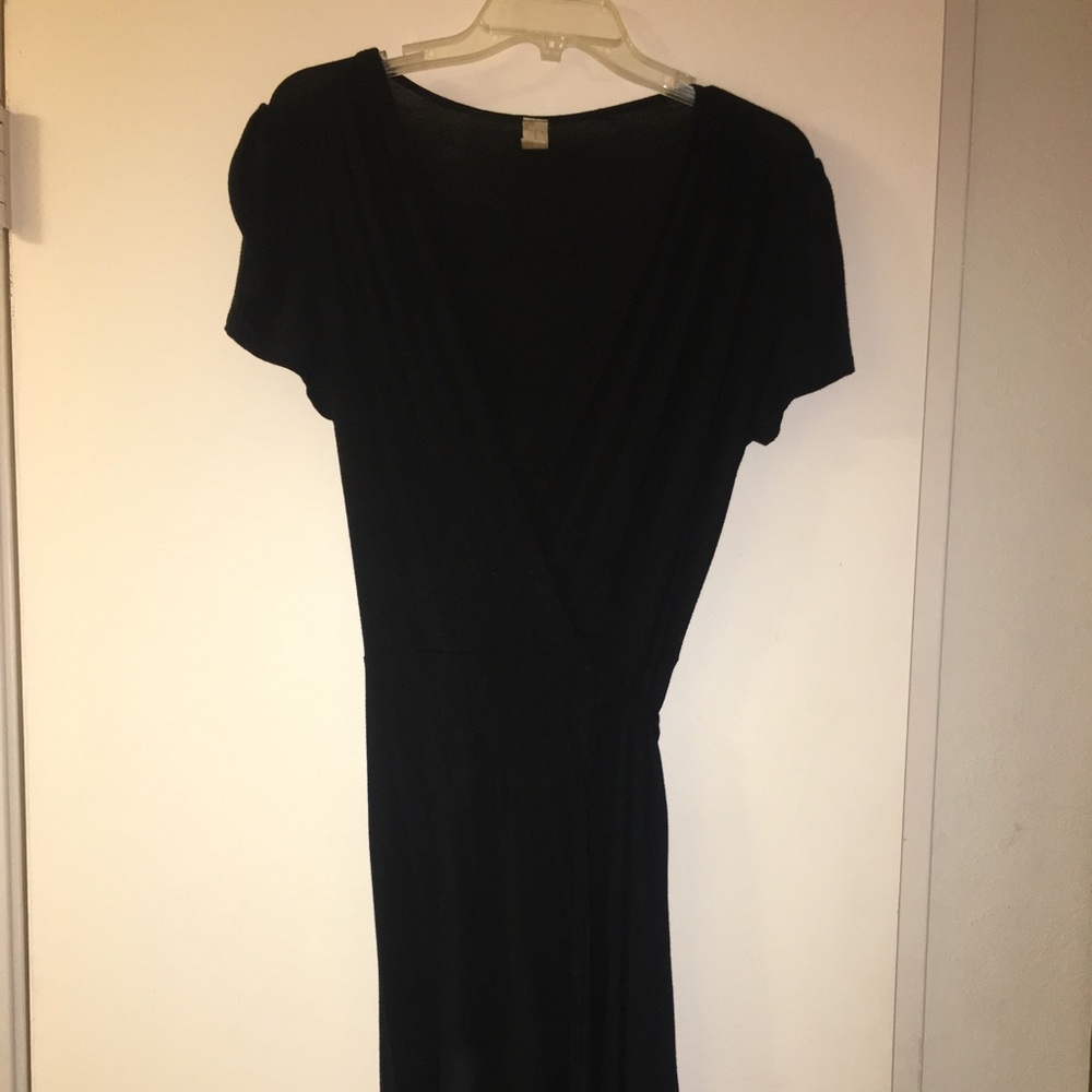 Black wrap short sleeve dress - Small