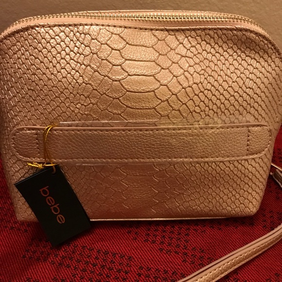 Dome Bebe Wristlet. - Picture 3 of 5