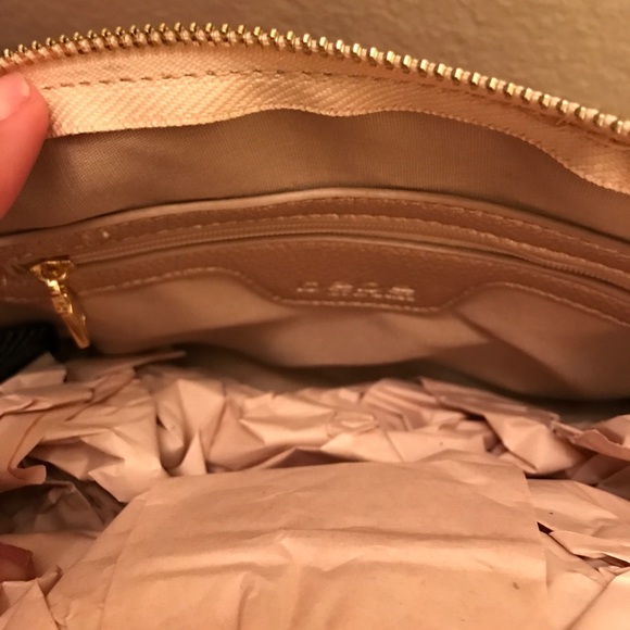 Dome Bebe Wristlet. - Picture 4 of 5