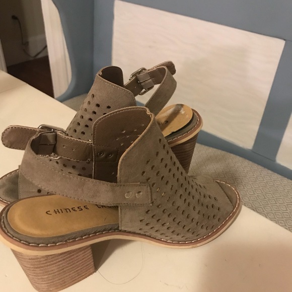 Cute Barely Worn Booties!! - Picture 4 of 5