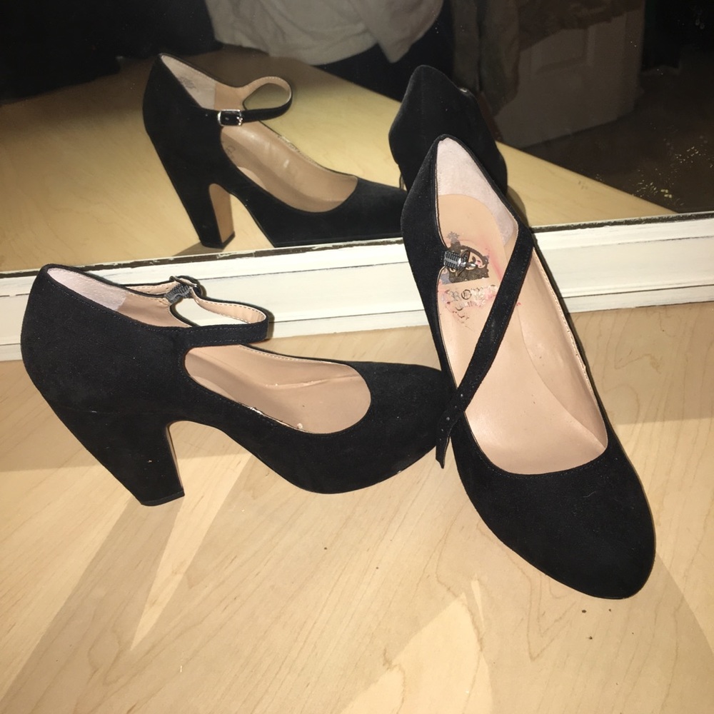 Black heels
