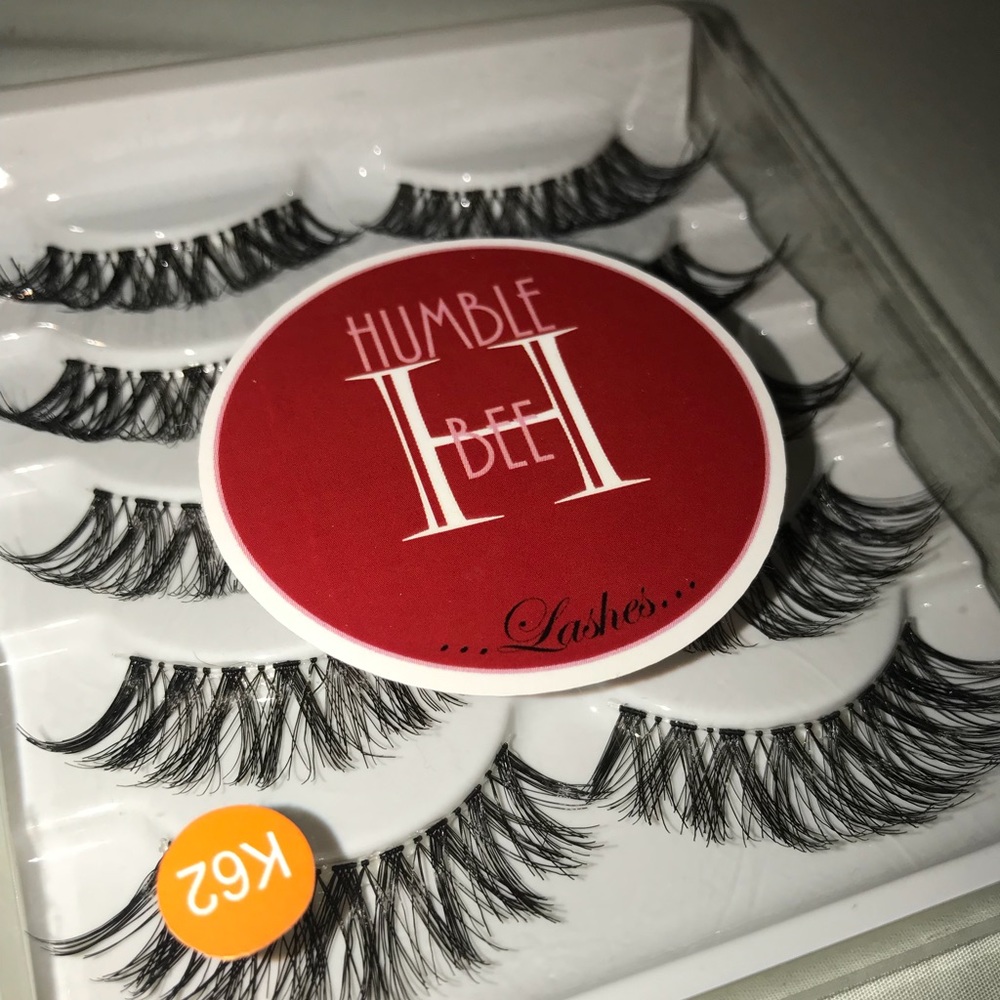 HUMBLE BEE EYE LASHES 🐝