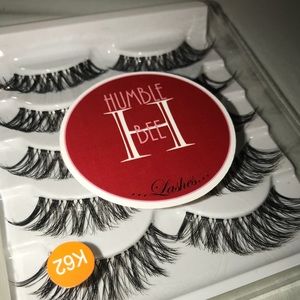 HUMBLE BEE EYE LASHES 🐝