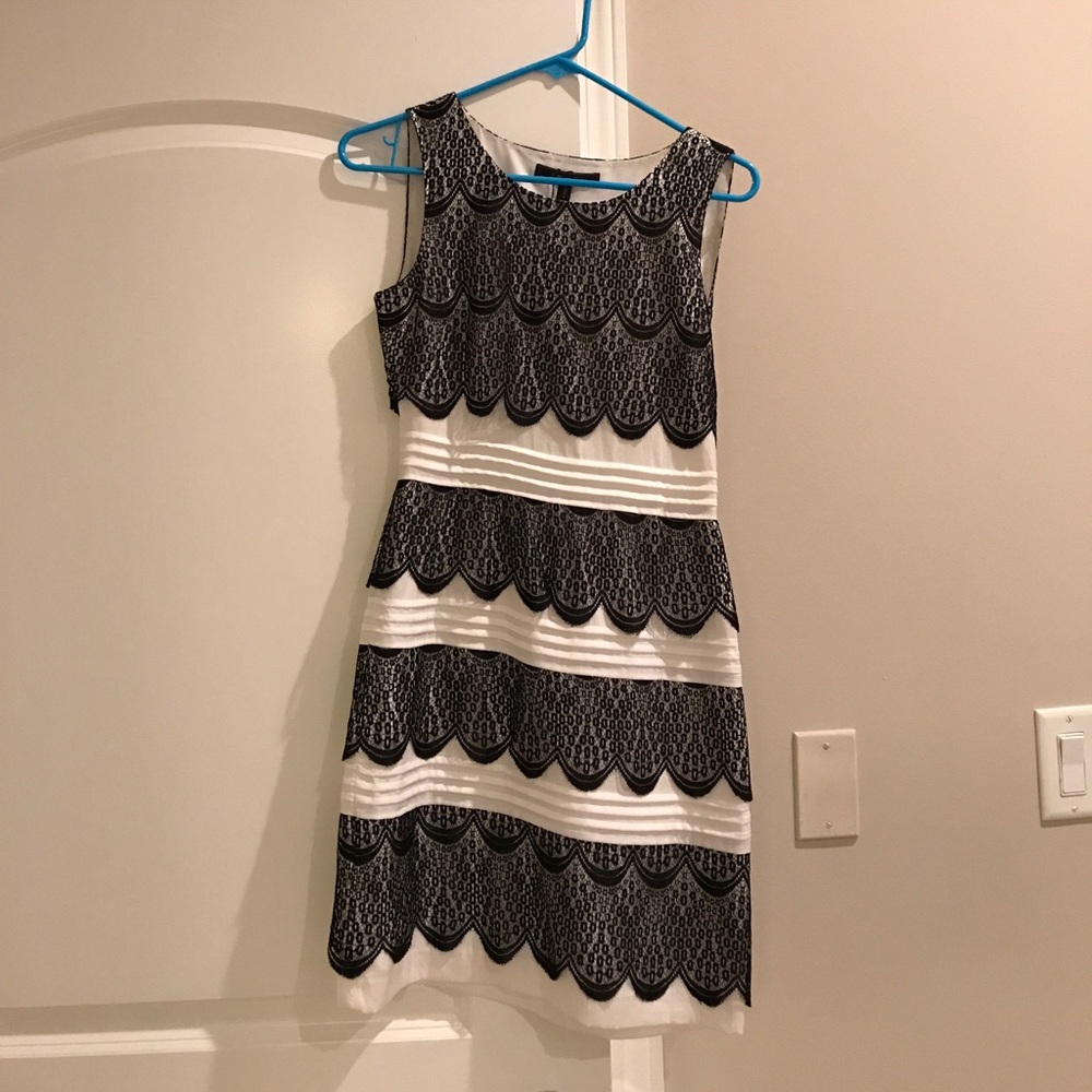 BCBGMaxazria black lace overlay dress-NWOT!!