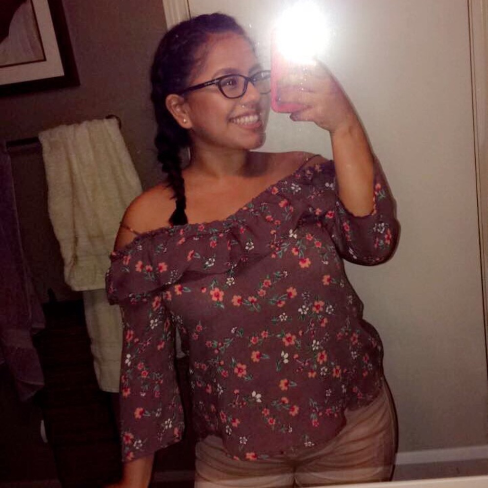 Meet your Posher, Mirsa