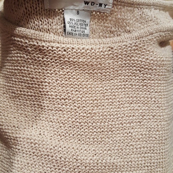 Sweater - Picture 4 of 4