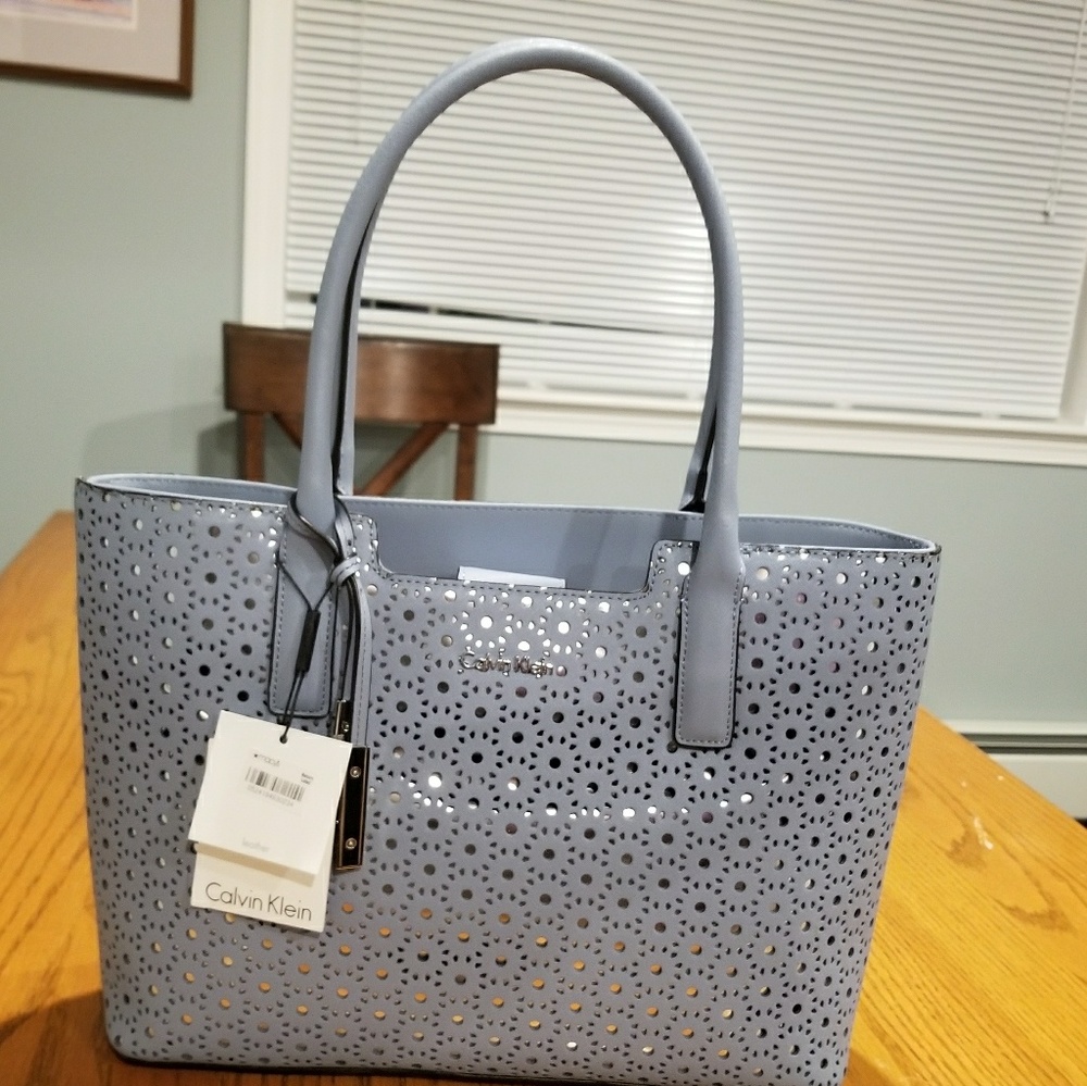 NWT Gorgeous Calvin Klein Leather Handbag Blue