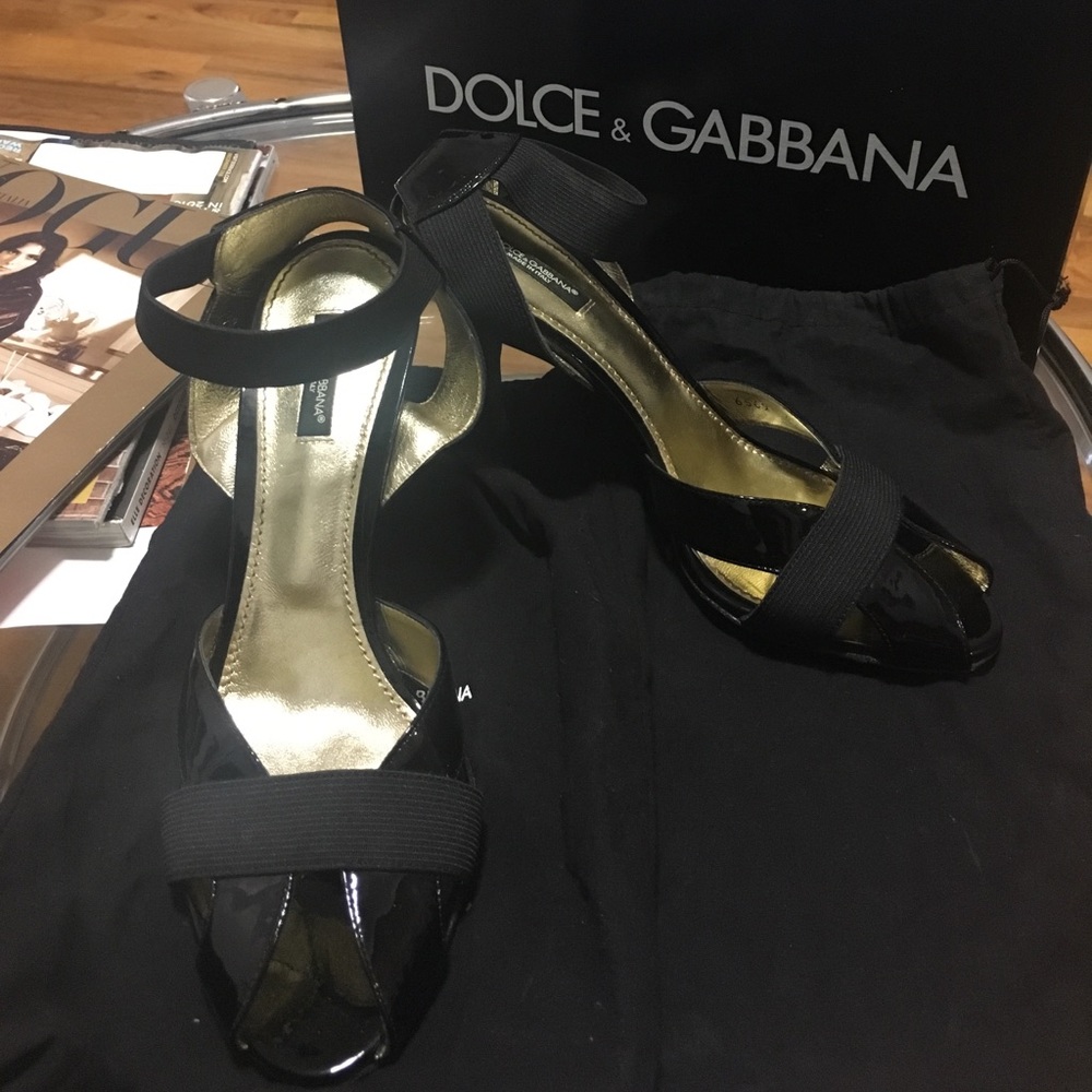 DOLCE & GABBANA  Sandalo Vernice + Elastico