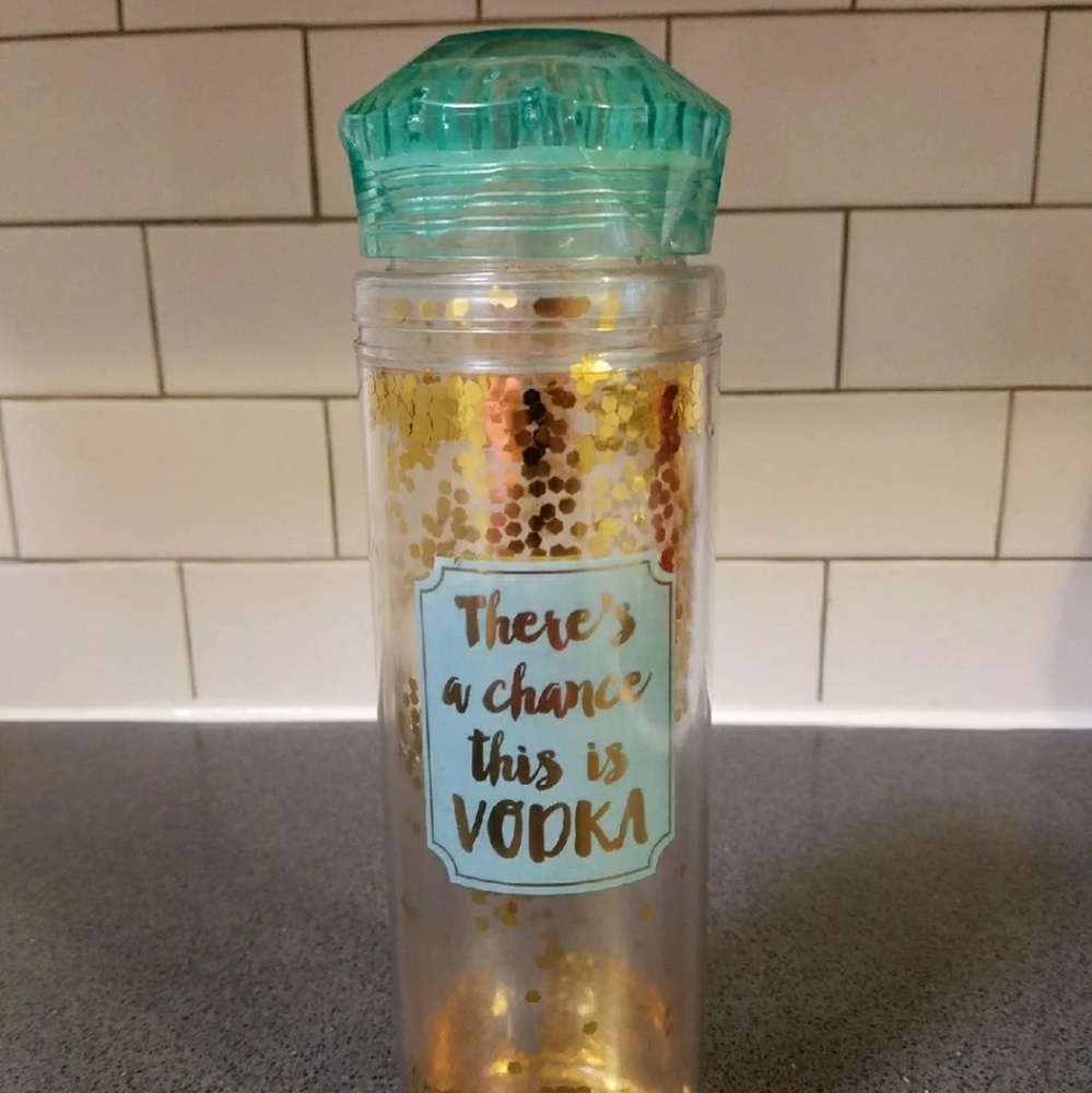 Charming Charlie Diamond top water bottle