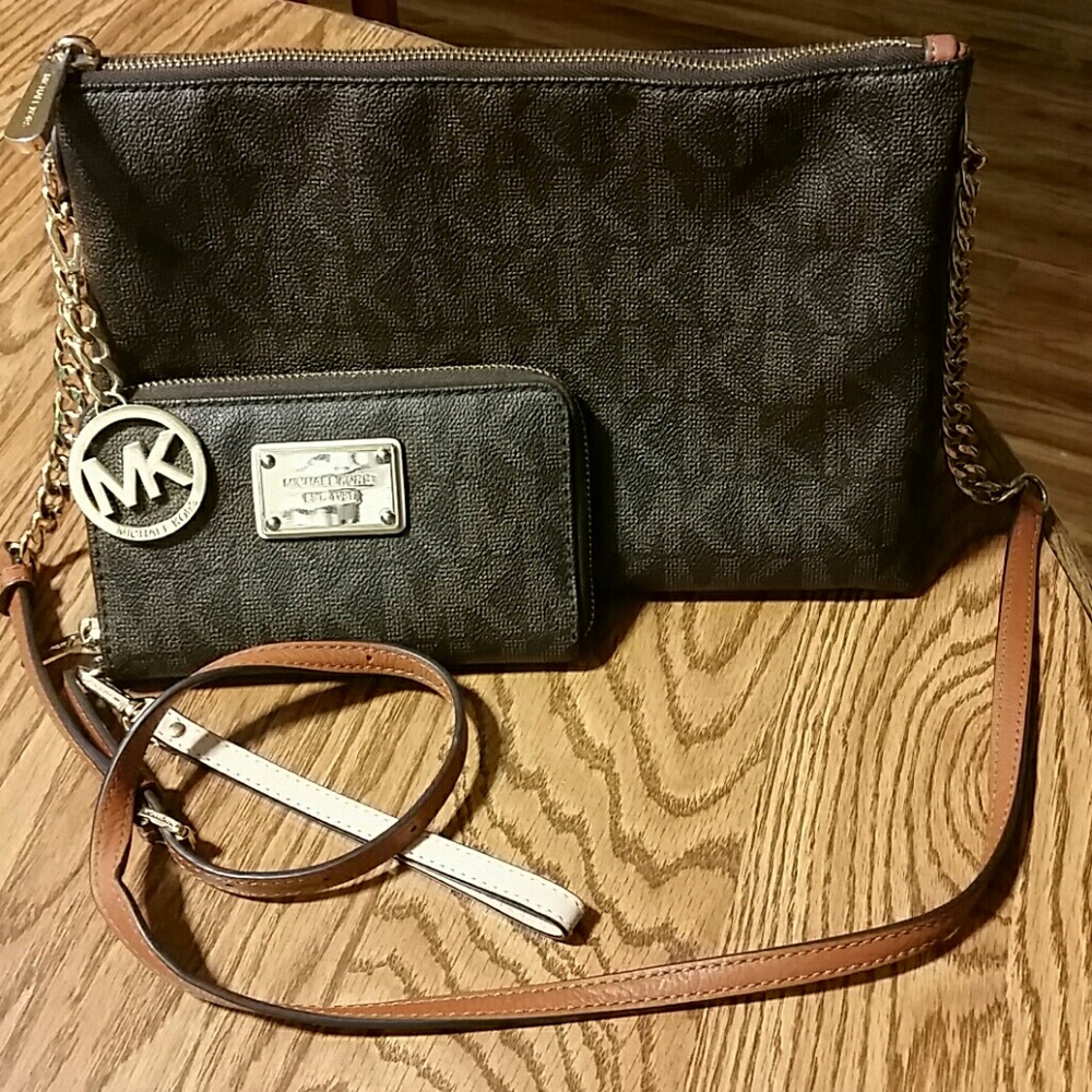 Michael kors purse & wallet