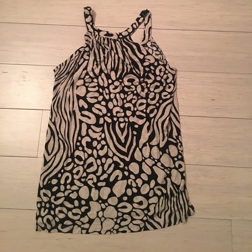 Tank - Picture 4 of 4