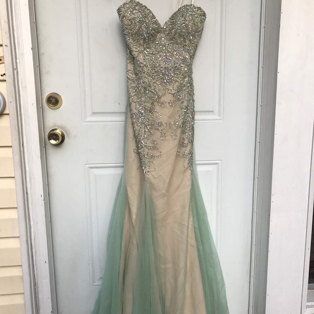 Mori lee prom dress