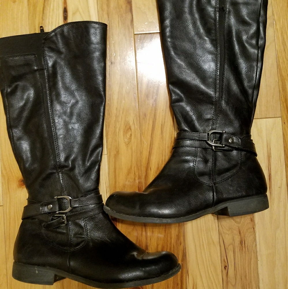 Black leather boots