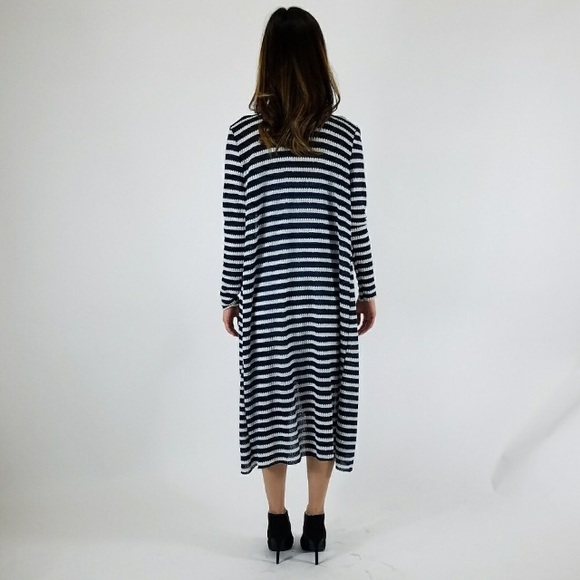 🎉SALE🎉Atid 🌸 Navy and White Executive Yucatan - Picture 2 of 2