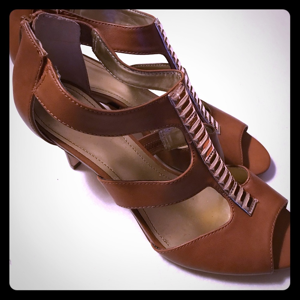 Ladies Shoes