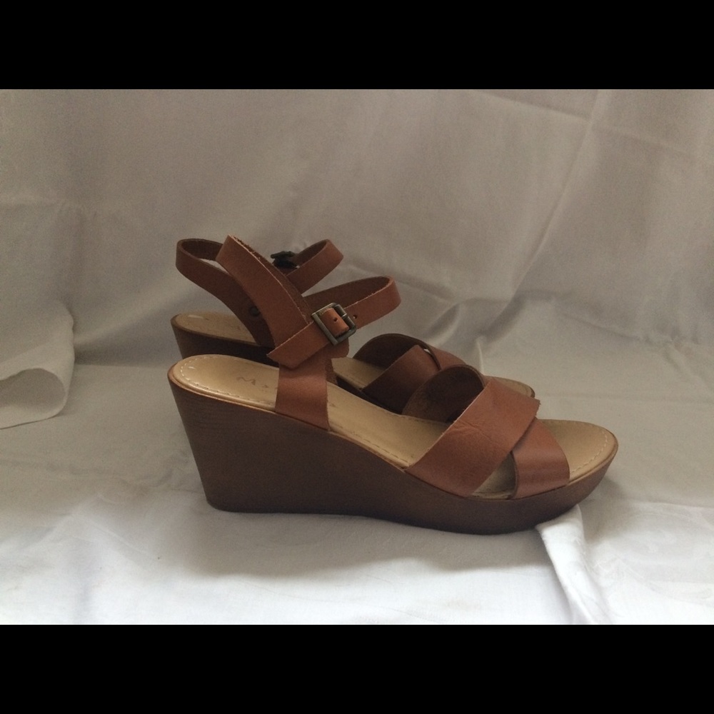 Wedge sandal