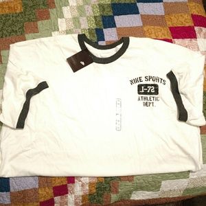 NWT Nike t-shirt