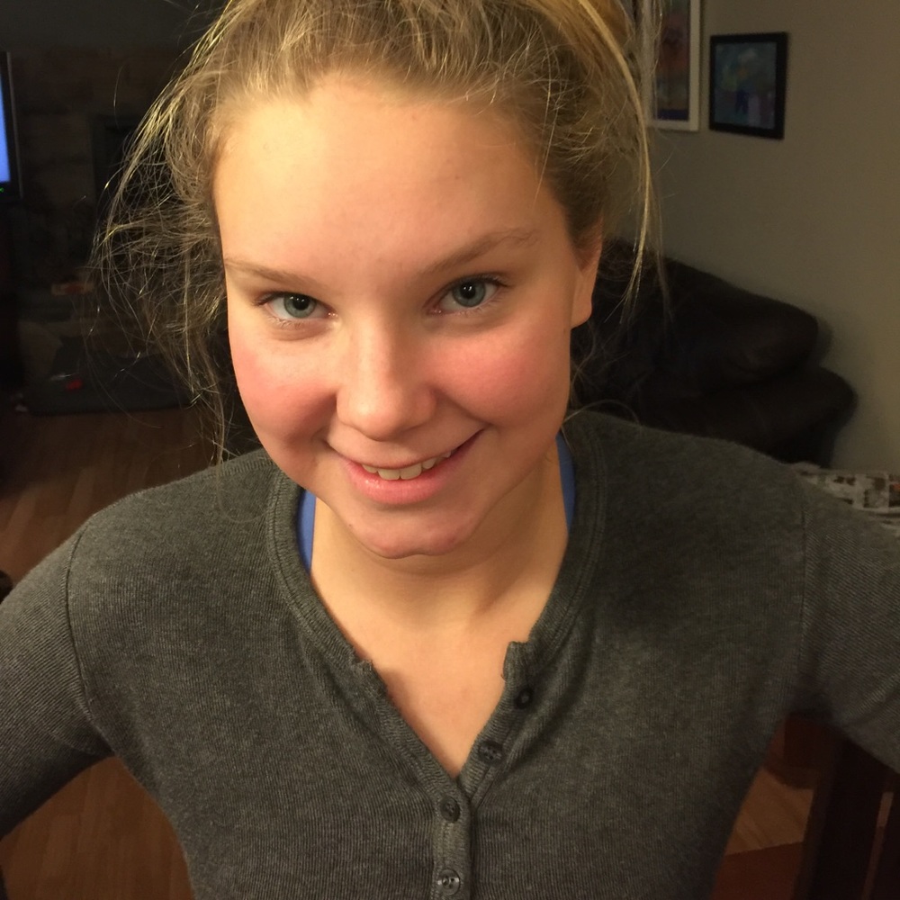 Meet your Posher, Becky