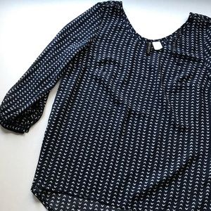 Divided By H&M scoop neck Blouse