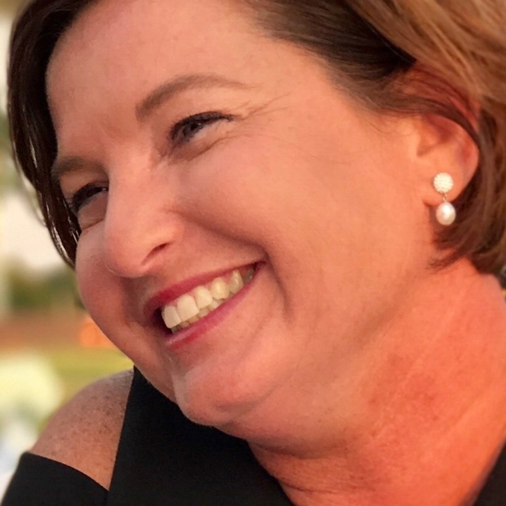 Meet your Posher, Deedee