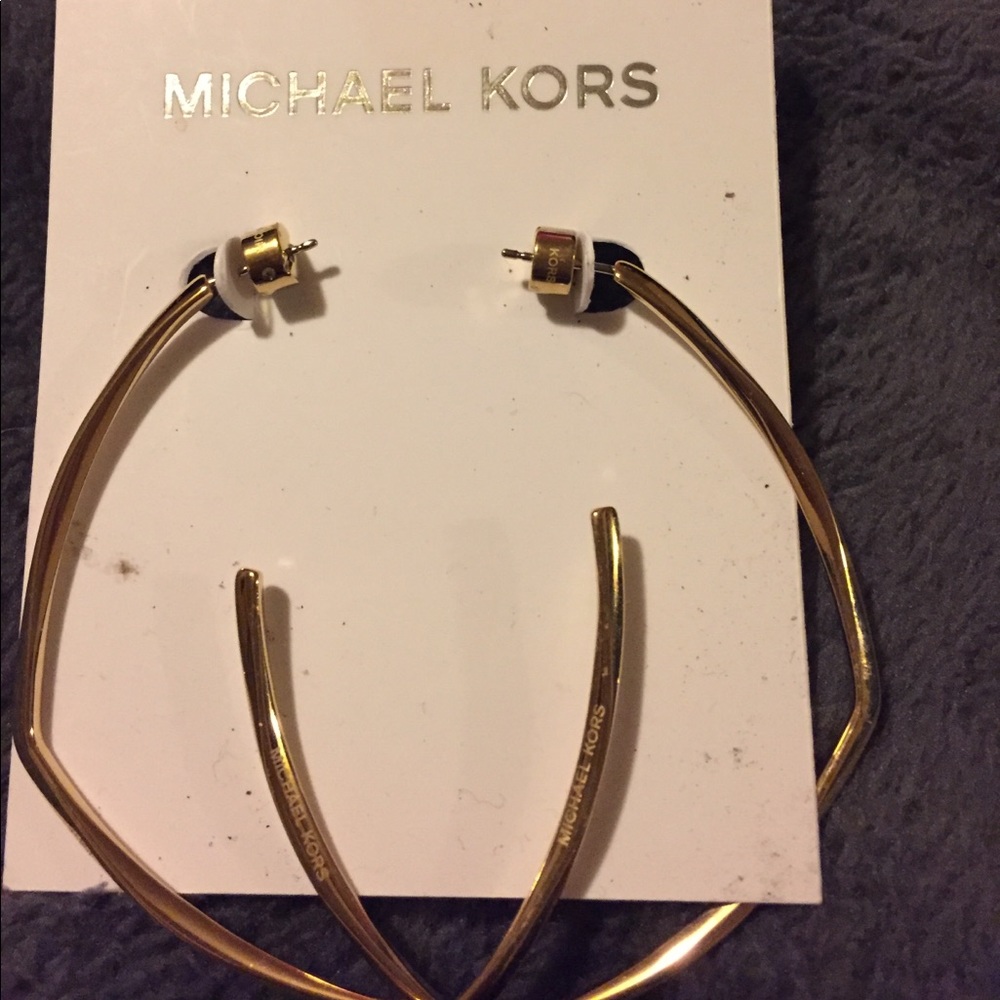 Michael Kors gorgeous geometric earrings. Nice