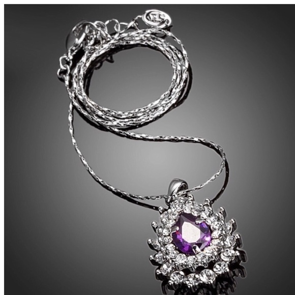 Swarovski Crystals The Orino Purple Necklace - Picture 2 of 3