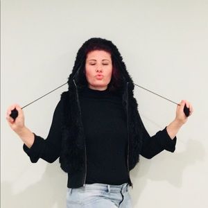 Faux Fur hooded Vest Divided by H&M