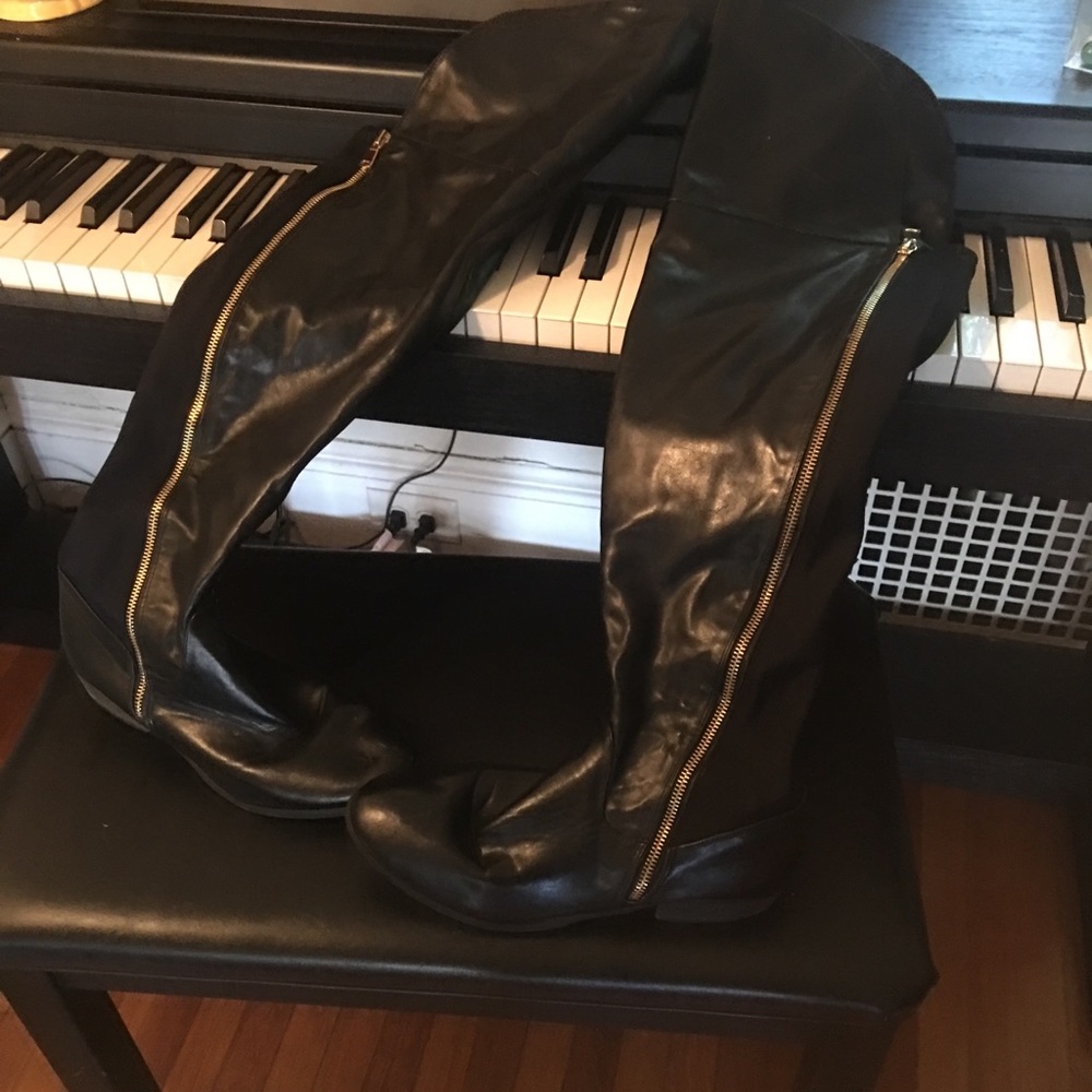 Over the kneee Black boots size 9