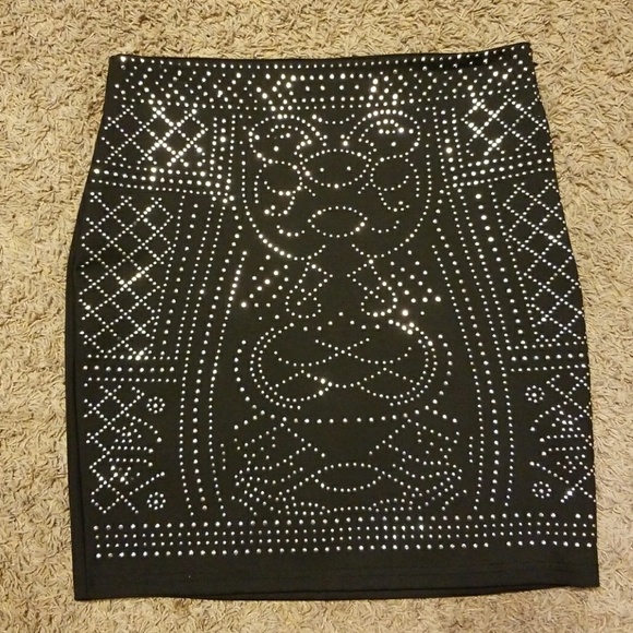 Women's Rhinestone Embellished 2-Piece - Picture 3 of 3