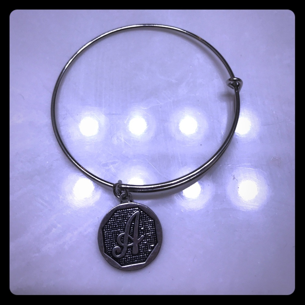 Signature A bracelet