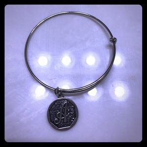 Signature A bracelet