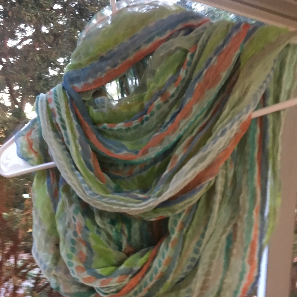 🍁Two Fall Infiniti Scarfs 🍁 - Picture 4 of 5