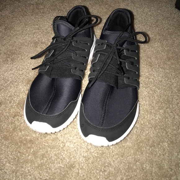 adidas Other - Adidas Tubular: kids 6.5/ women’s 8