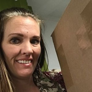 Meet your Posher, Tiffany