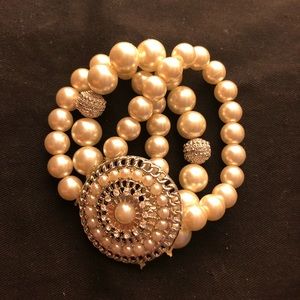 New Pearl Bracelet