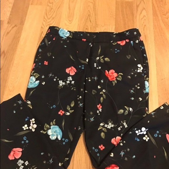 2 piece floral set! Look! Pants/Jacket! - Picture 3 of 4