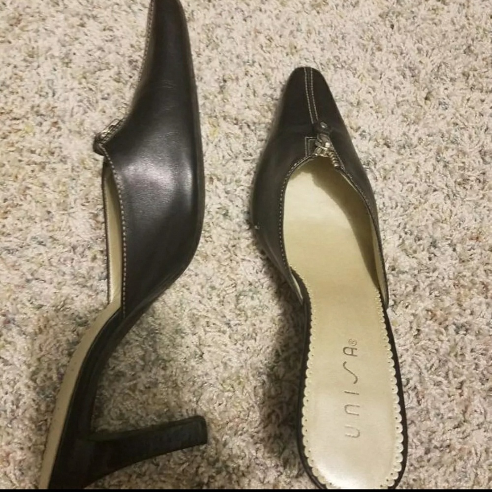 Unisa mules