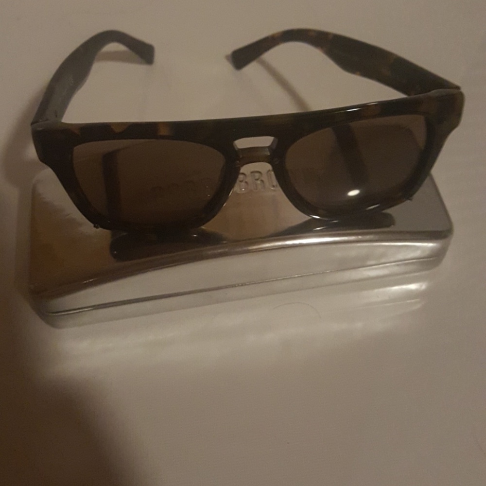 Kenneth Cole sunglasses