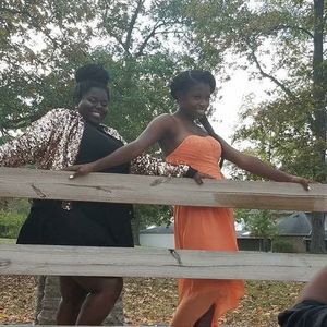 Meet your Posher, Angeleta