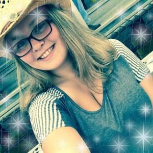 Meet your Posher, Lexie