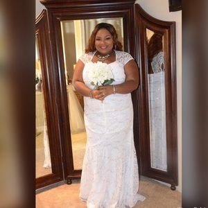 🚨FLASH SALE🚨 Plus Size Mermaid Wedding Dress